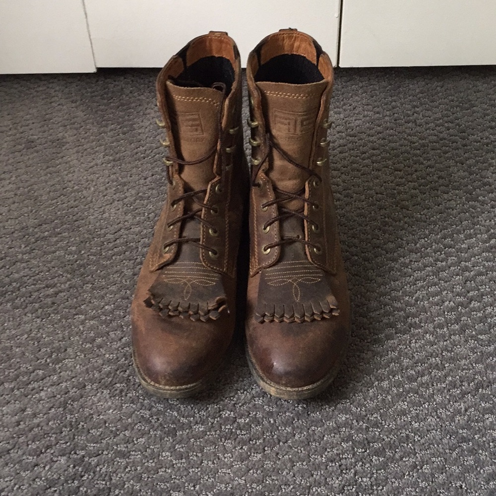 Women’s Ariat Work Boots!